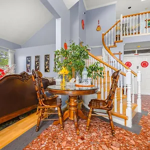 Charming Family Guest house Richmond