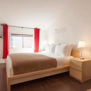 Bed & Breakfast Du Village Bbv, Montreal