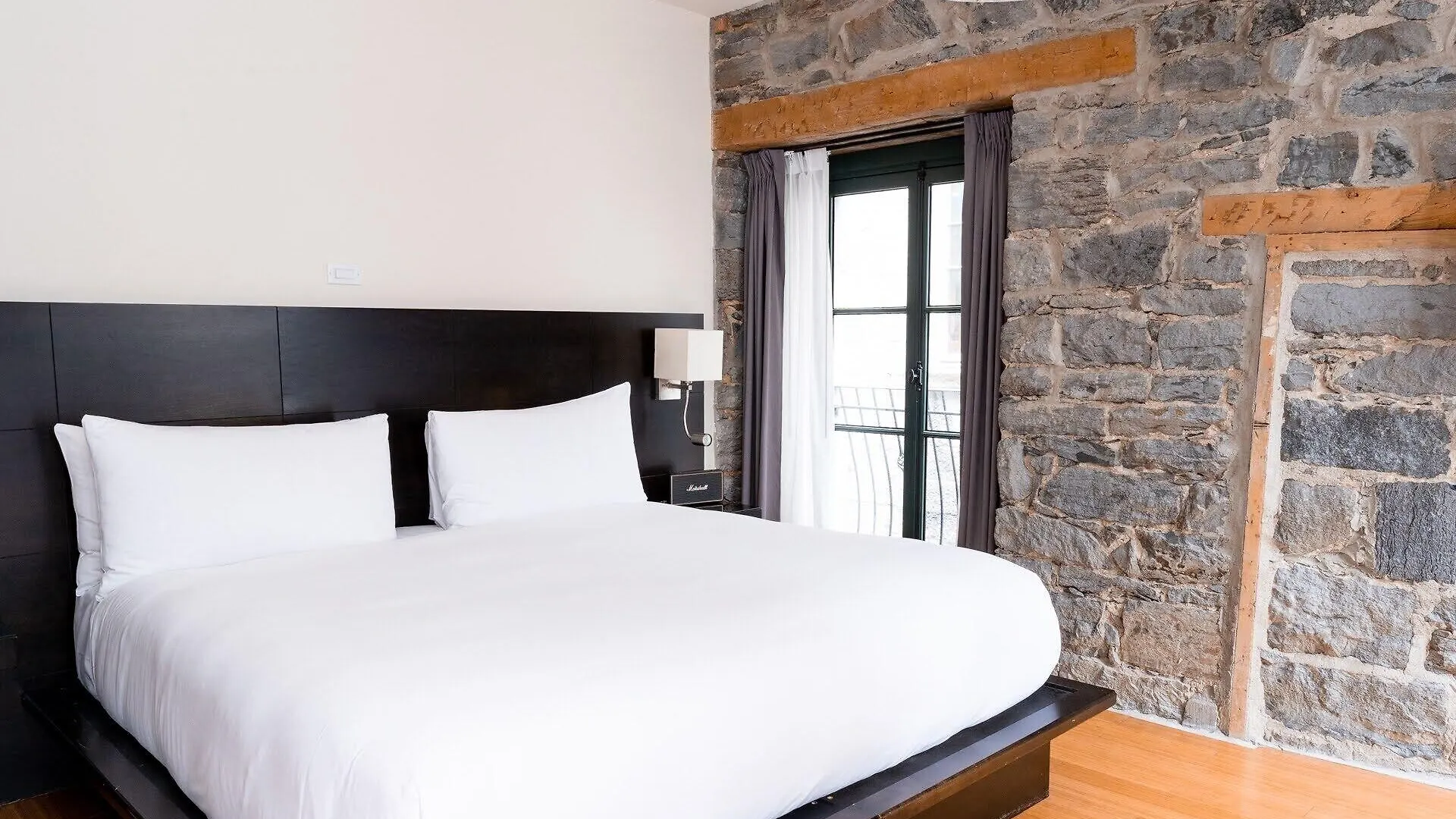 Le Petit Hotel Vieux-Montreal - Saint-Paul By Gray Collection 3*,  Canadá